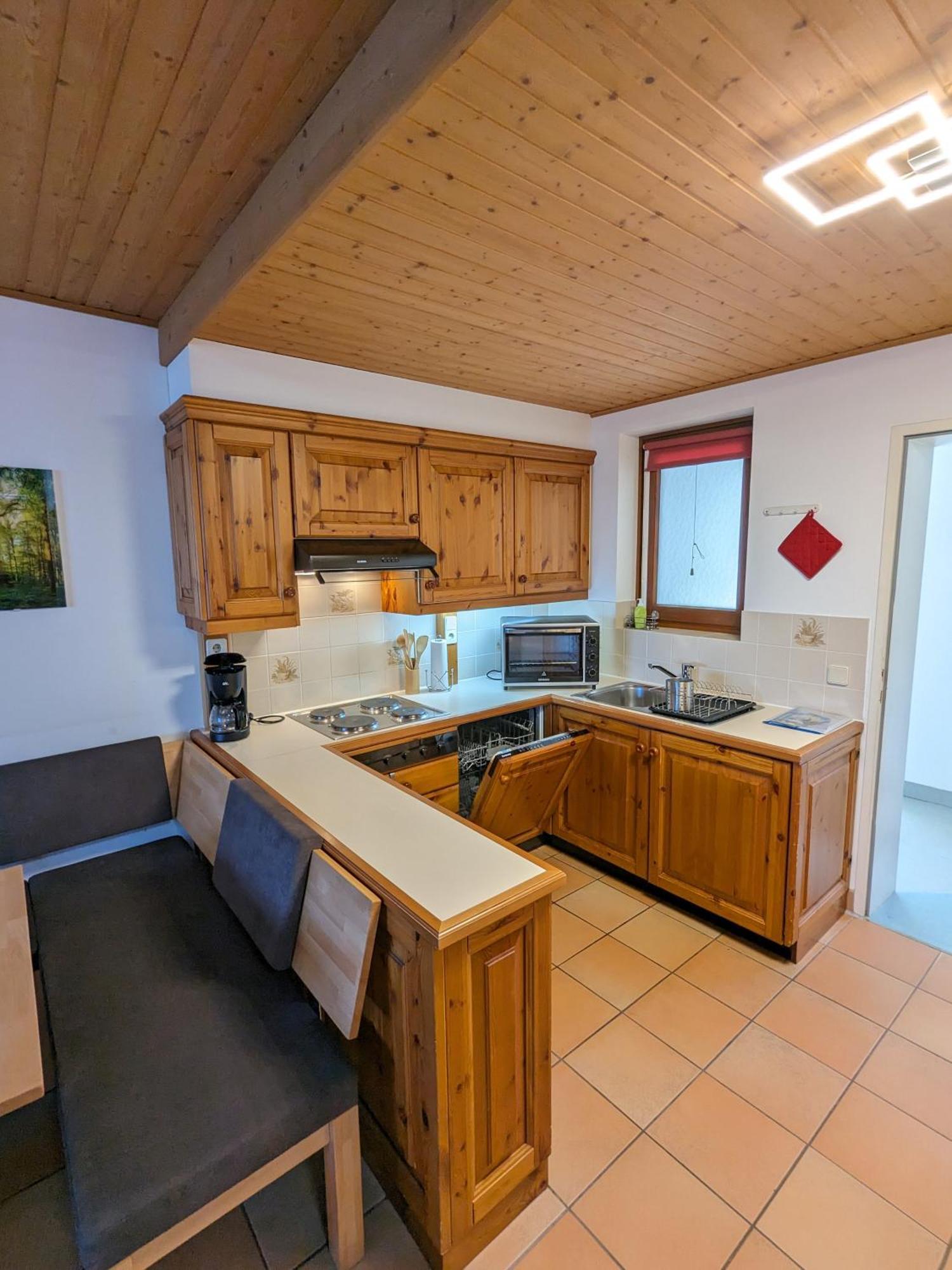 Gerlitzen Ferienappartement Paul Im Ski- Und Wandergebiet, Kanzelhoehe, Ossiacher See Deutschberg Екстер'єр фото